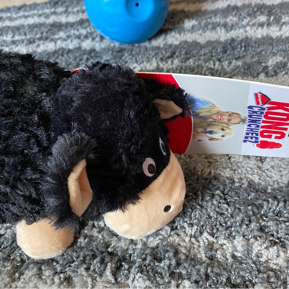 Kong Cow Crackles